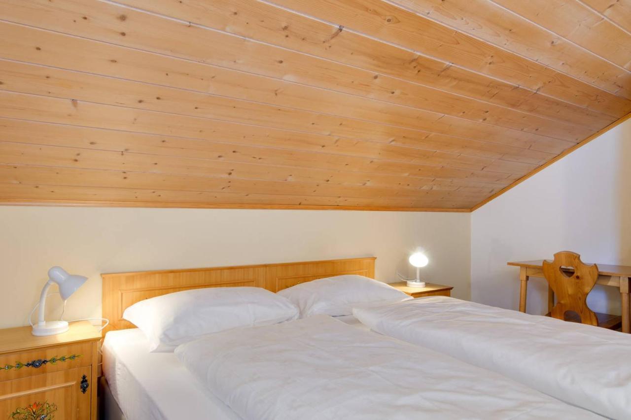 Appartamenti Ladina Campitello di Fassa Exterior foto